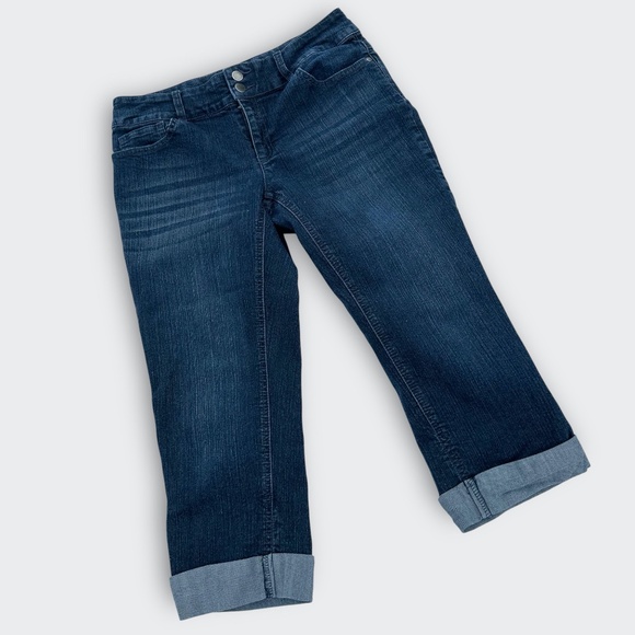 DAISY FUENTES Stretch Denim Capri Jeans Cuffed Mid Rise Rock Wash Blue Women 4 - Picture 2 of 9